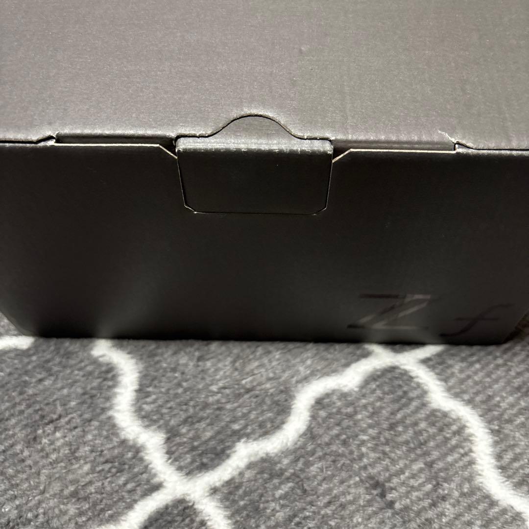 Nikon Zf ボディ ストーングレー ニコン ミラーレス一眼カメラ