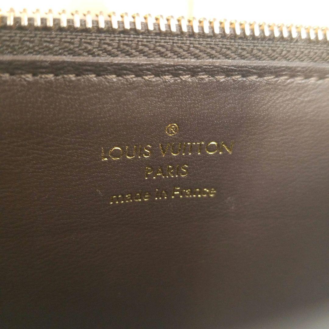ルイヴィトン　LOUISVUITTON 長財布 ポルトフォイユカプシーヌ