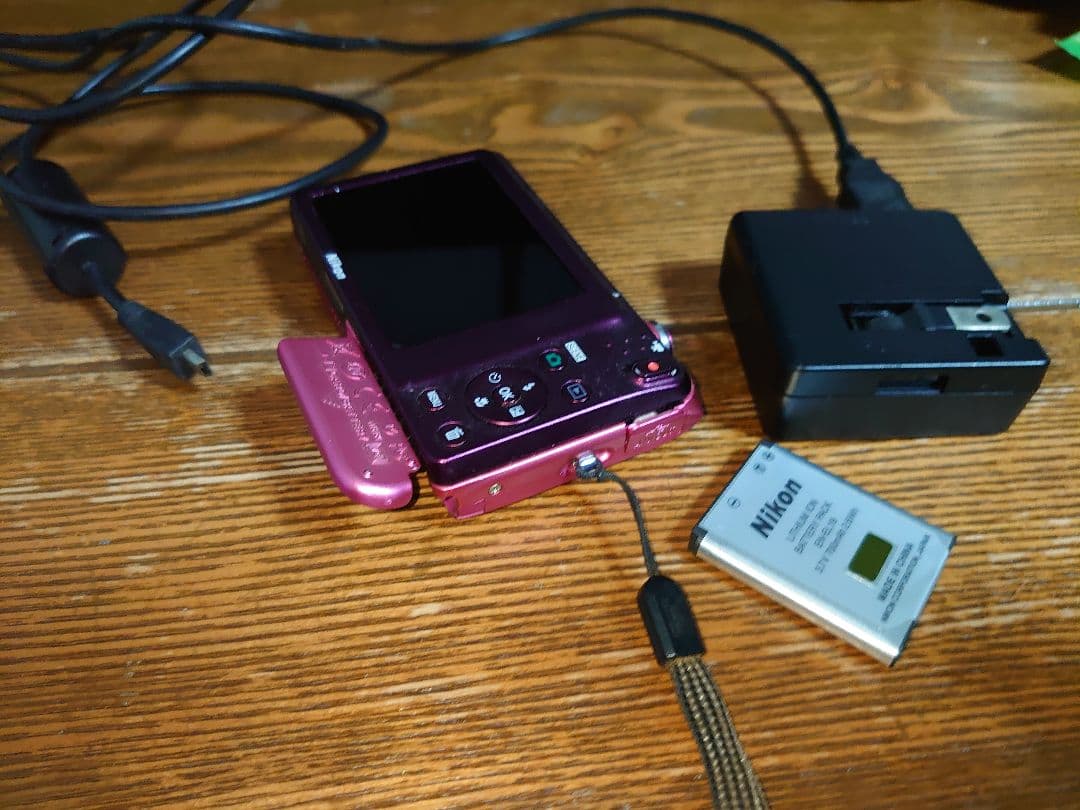 Nikon COOLPIX デジタルカメラ ピンク S3500 動作品