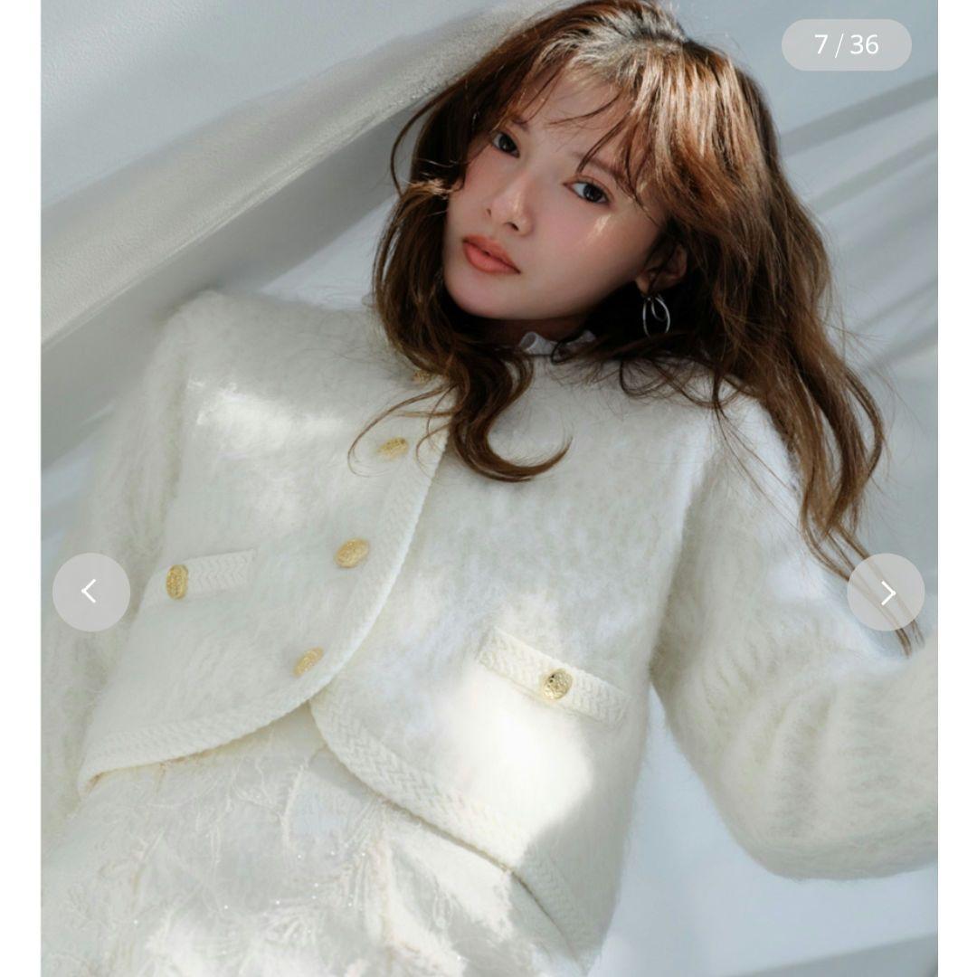 新品タグ付　ファーライクフリルニットジャケット　白　SNIDEL