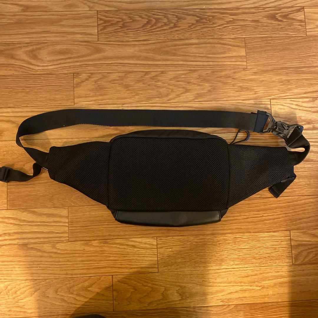 トミーヒルフィガー　 ボディーバック他8点まとめ売り