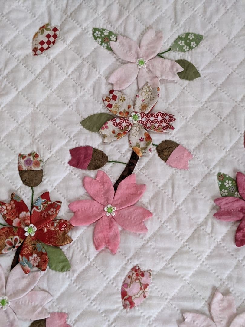 しだれ桜　パッチワークキルト　タペストリー