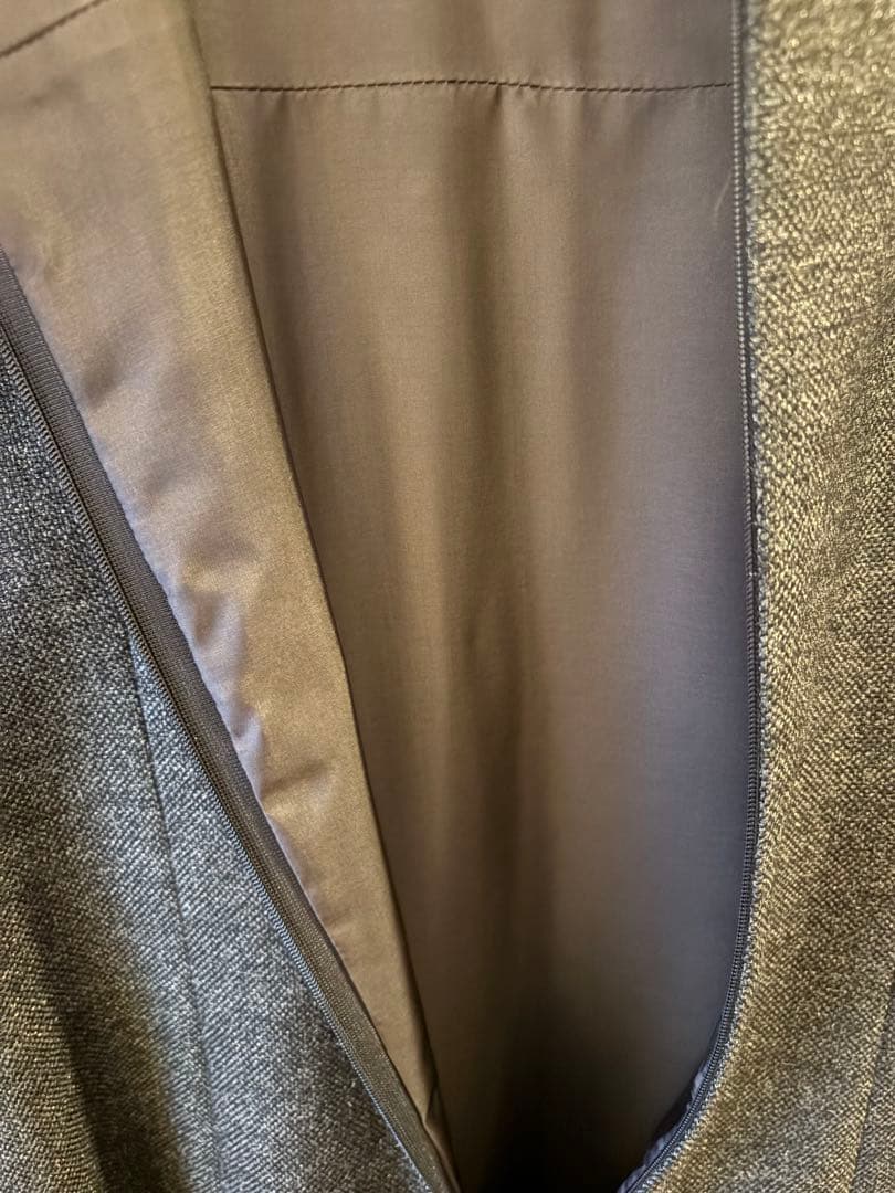 courrèges ダークグレー ひざ丈ワンピース