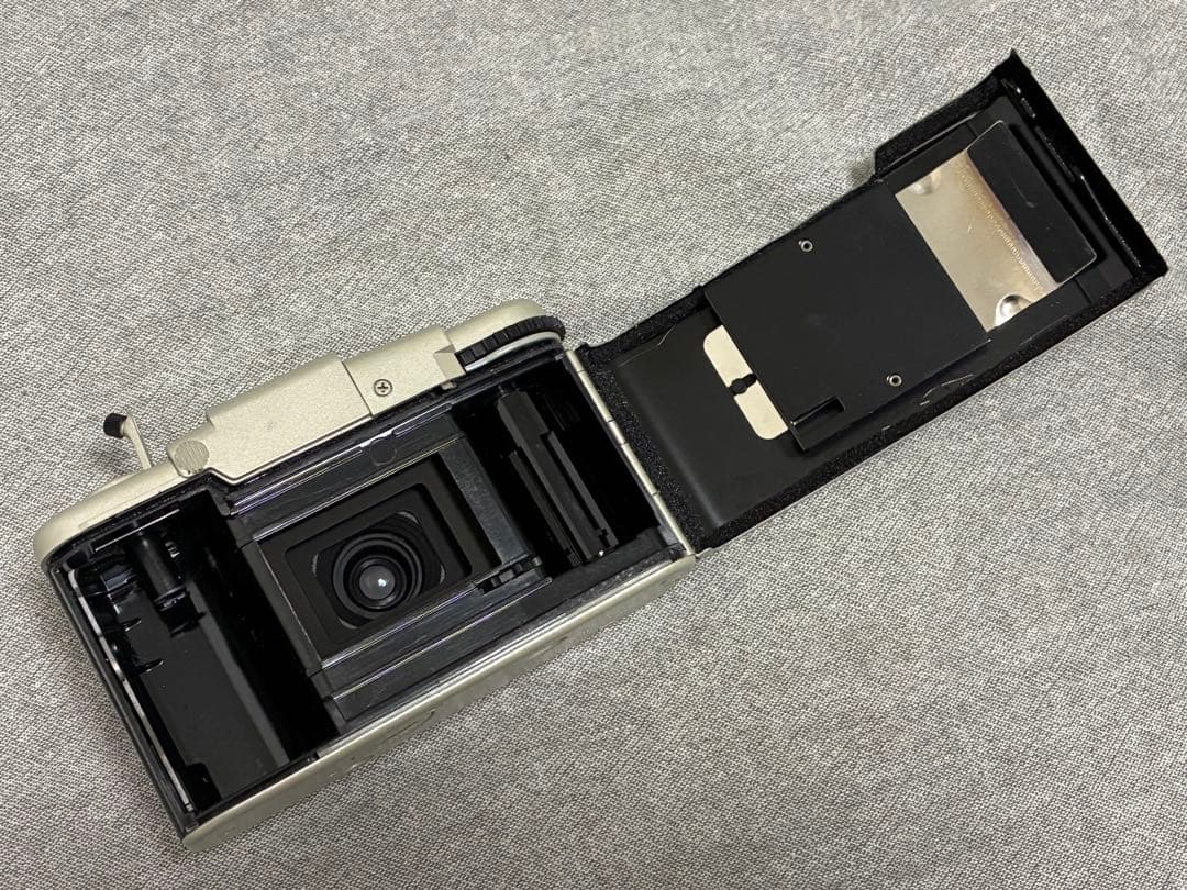 ⭐️希少⭐️完動品⭐️ OLYMPUS XA2 アーバンホワイト 動作確認済み