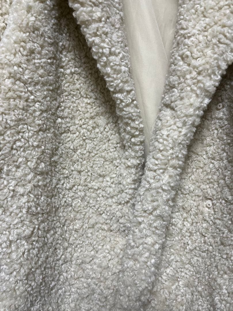 完売品 ZARA アイボリー フェイクファーコート　Mサイズ
