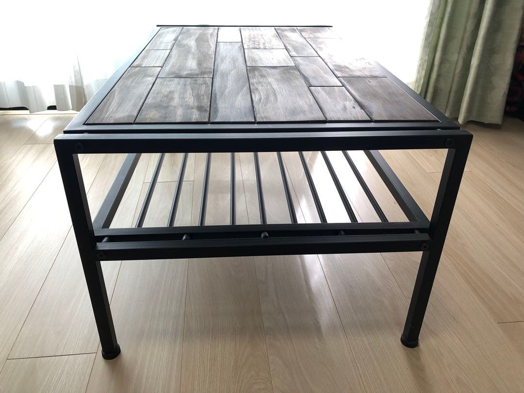 エアリゾーム　ローテーブル　ジグト