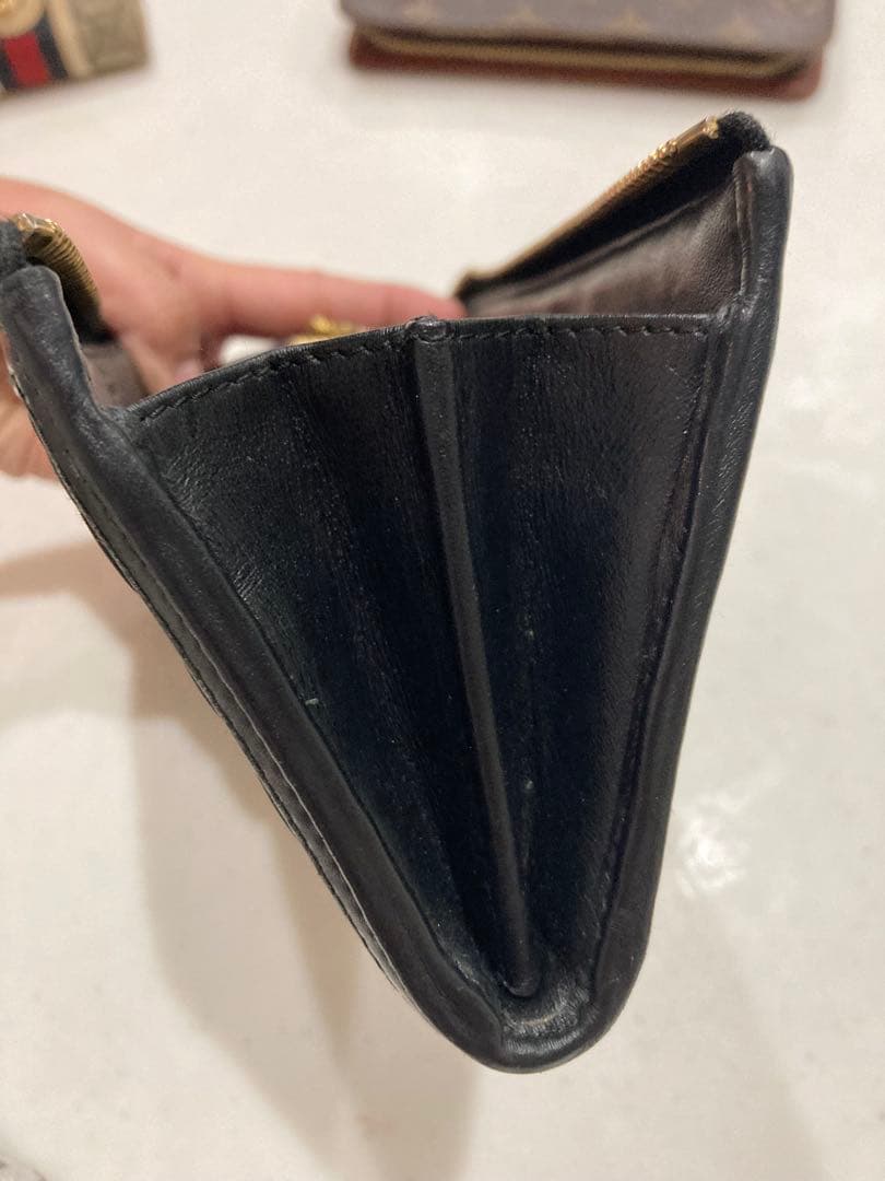 Prada プラダ長財布