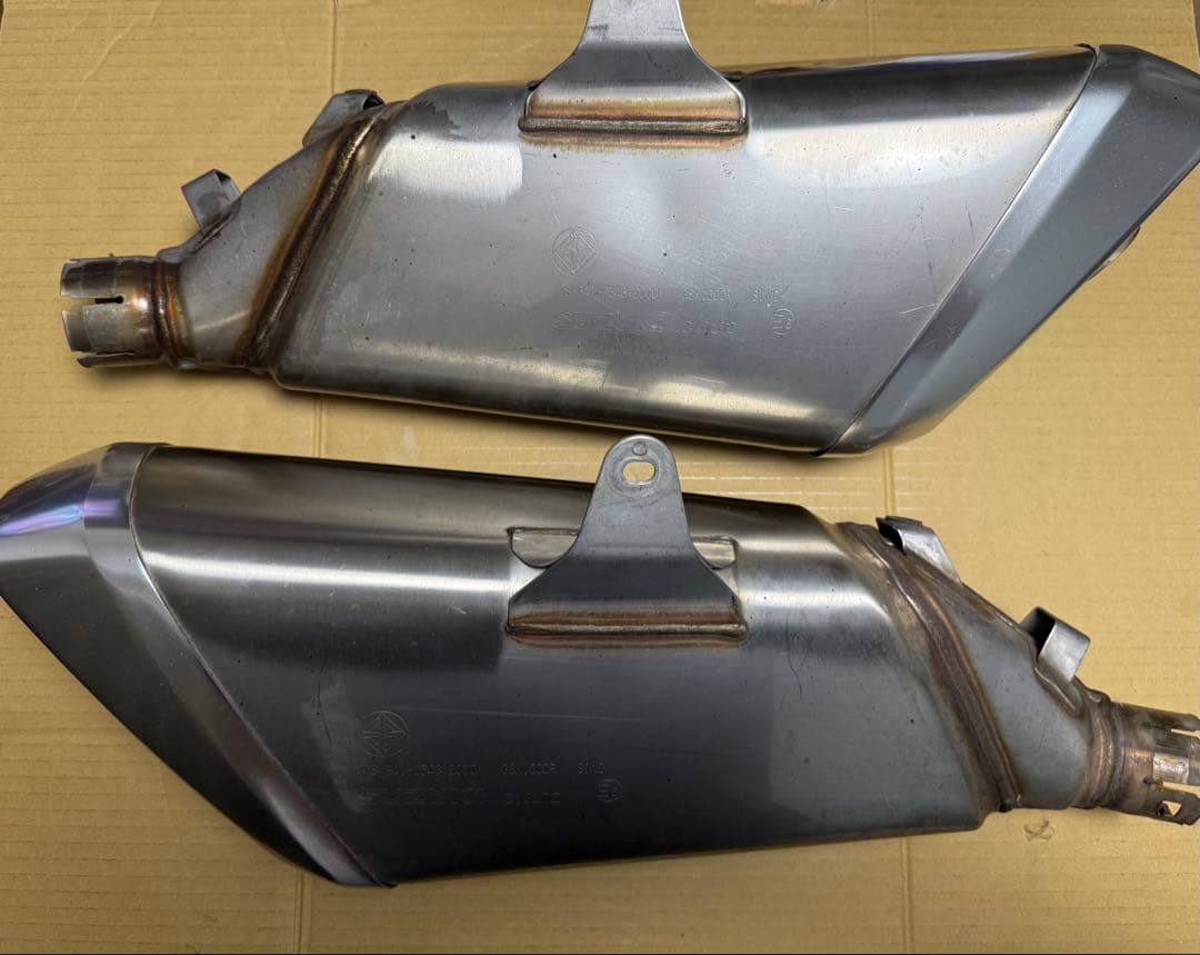 gsx1300r　隼　純正マフラー