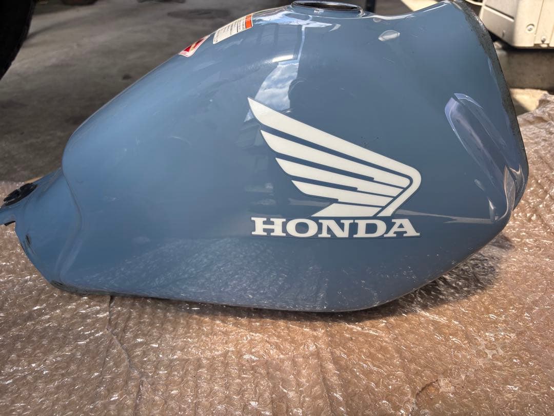 ル*フ様 ftr223ボニーブルー　純正タンク