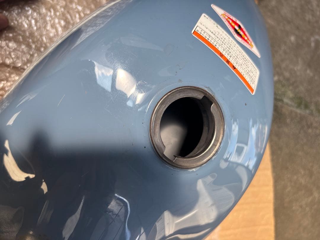 ル*フ様 ftr223ボニーブルー　純正タンク