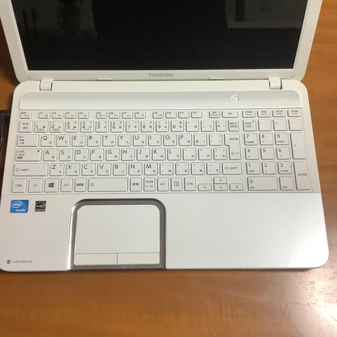 美品　dynabook ノートパソコン T552