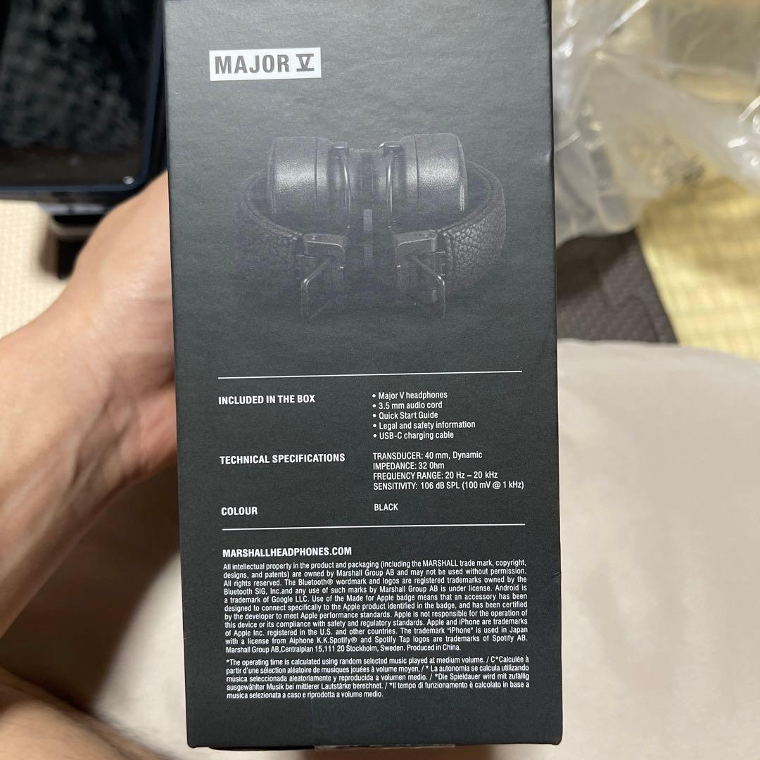 ヘッドホン Marshall V 100+Hours