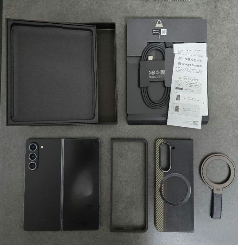 Galaxy Z Fold5　 256GB au版　付属品有り