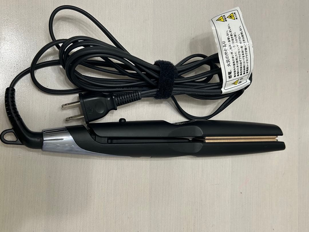 き 絹女プロ　ストレートヘアアイロン　箱なし