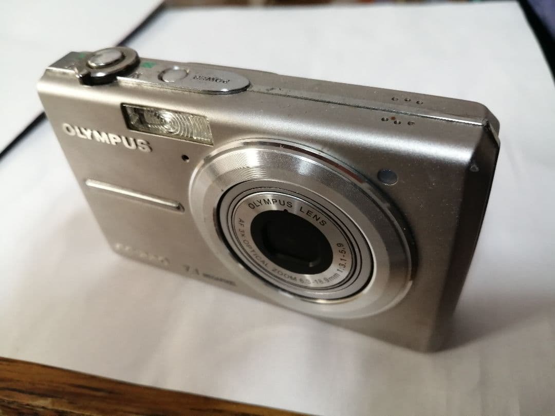 OLYMPUS FE-220 平成レトロデジタルカメラ　備品完備