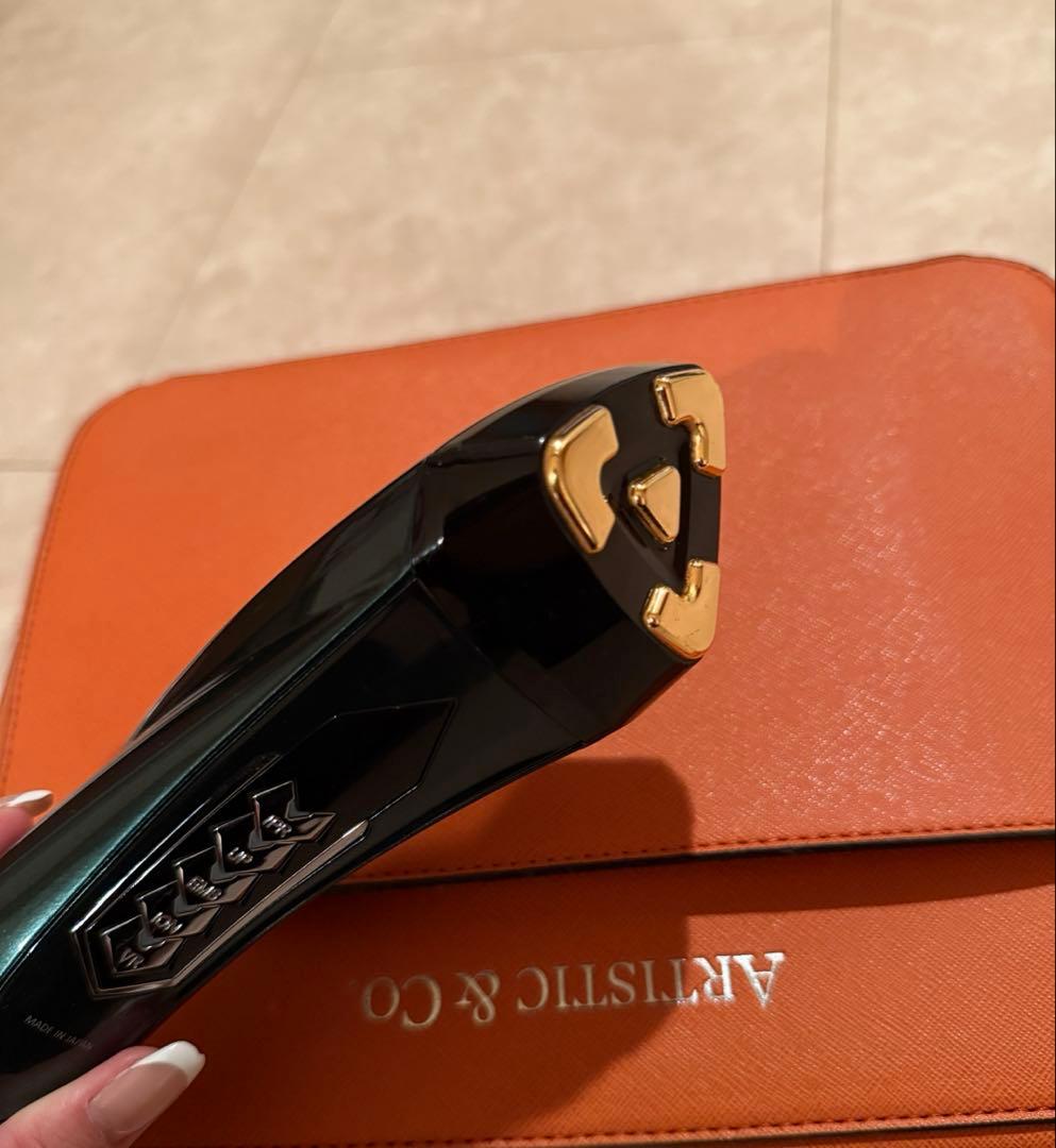 最終値下げ☆【高級美顔器】Artistic&Co.メデューサ本体＋ジェルセット