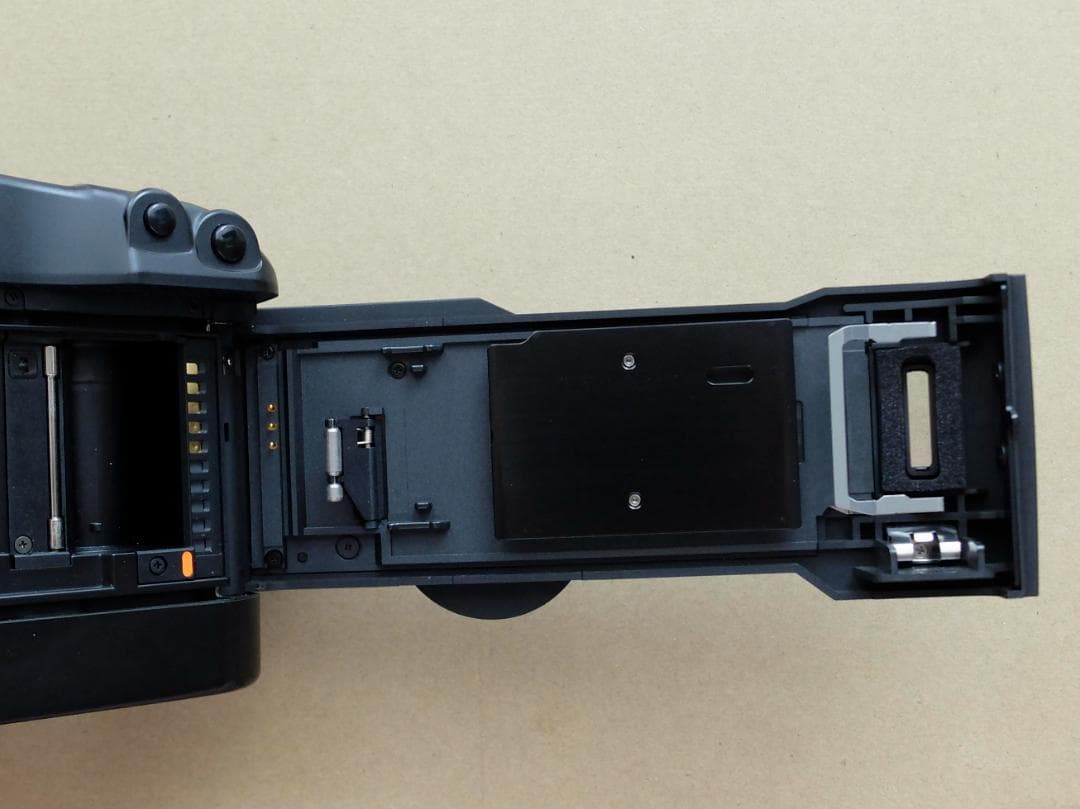 Canon　EOS　3＋35mm　f1.2