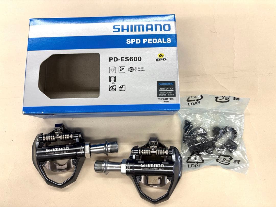 322【新品・未使用】SHIMANO　ビンディングペダル 新型　PD-ES600