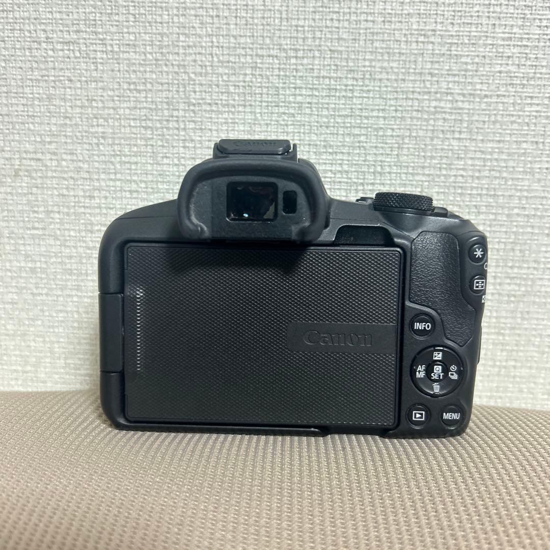 Canon EOS R50・RF-S18-45 IS STMレンズキット