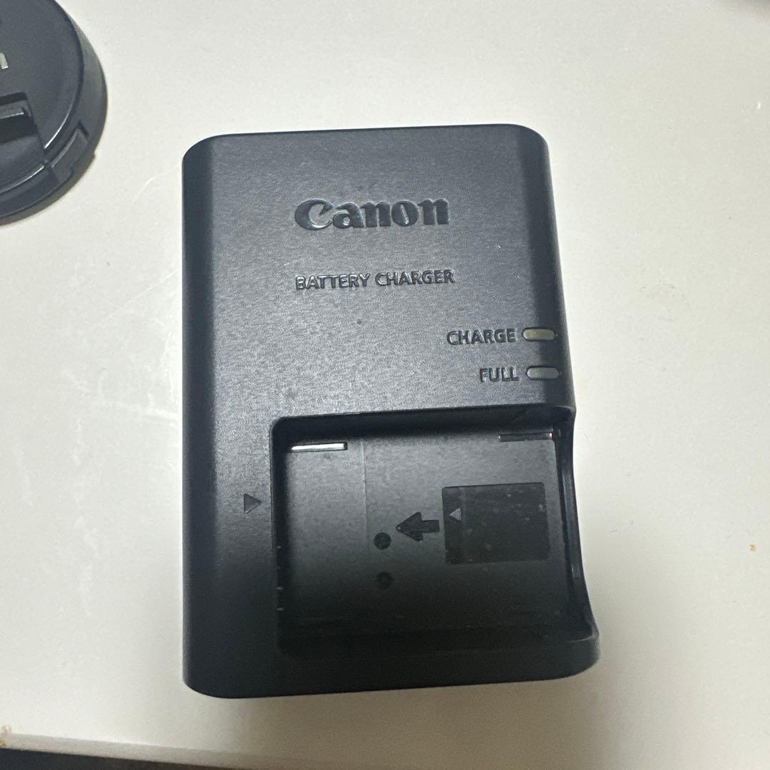 【美品】Canon 一眼レフカメラミラーレス　EOSM10