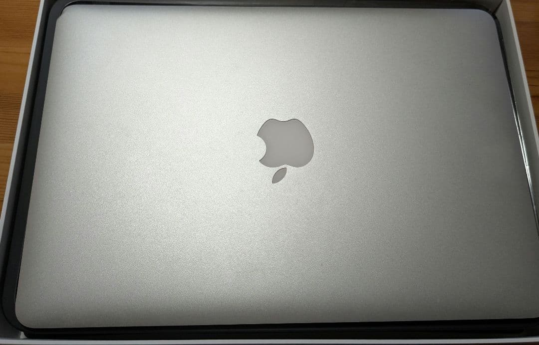 MacBook Air Early 2014 箱あり