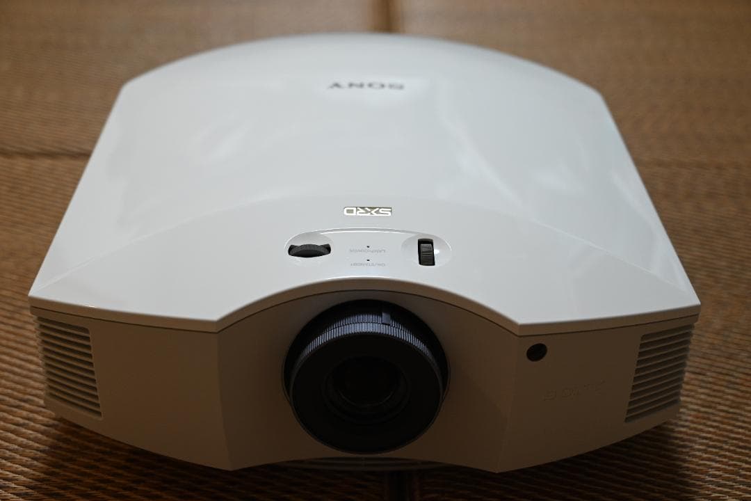 プロジェクター SONY VPL-HW35ES