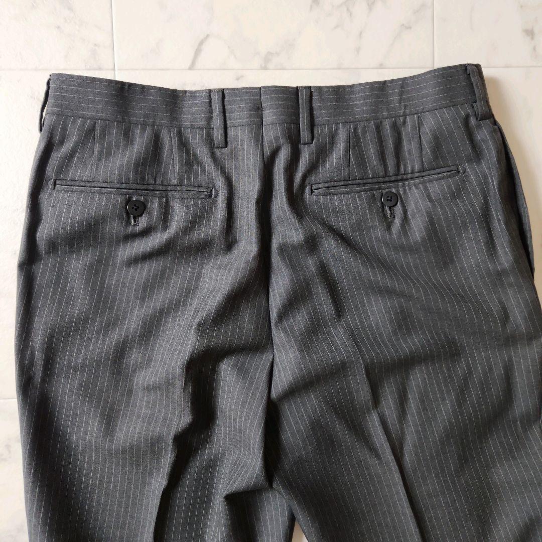 【BEAMS F】極美品✨グレーストライプ スーツ 裾ダブル　S(93)