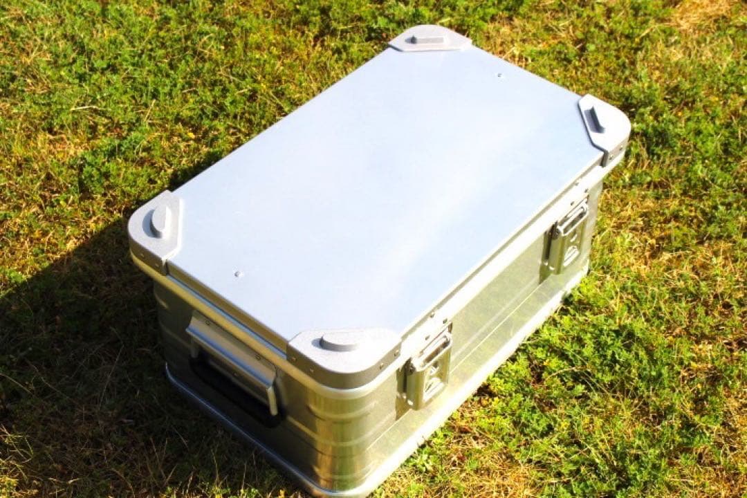 スタッキング アルミコンテナボックス ４９Ｌ ガレージ収納箱 コンテナボックス