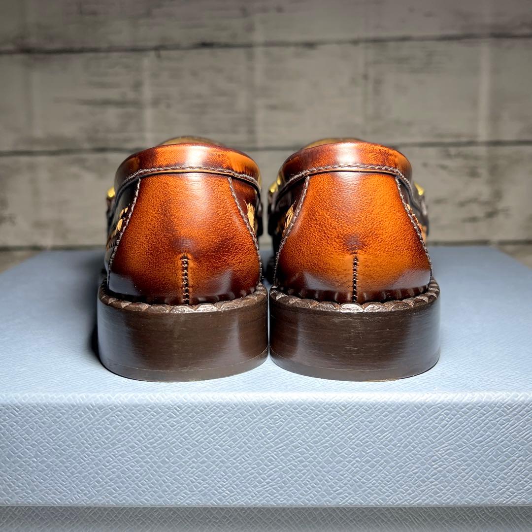 希少美品✨PRADA プラダ ブラッシュドレザーローファー34革靴フラット金具
