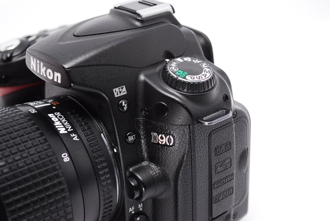 美品✨初心者向け✨Nikon D90✨一眼レフカメラ✨
