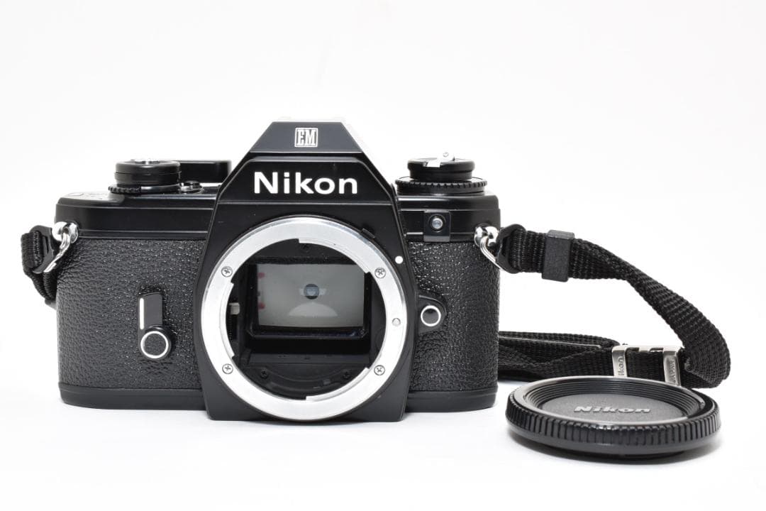 超美品 ニコン EM フィルムカメラ モルト新品交換済 H030