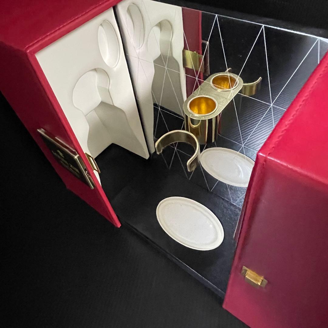 希少 レミーマルタン ルイ13世 空瓶 バカラ クリスタルボトル 観音開き