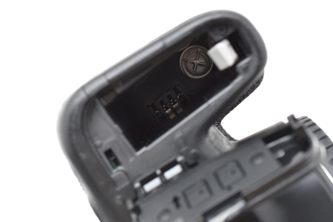 デジタル一眼レフカメラcanon kiss x10i/標準&望遠&単焦点セット