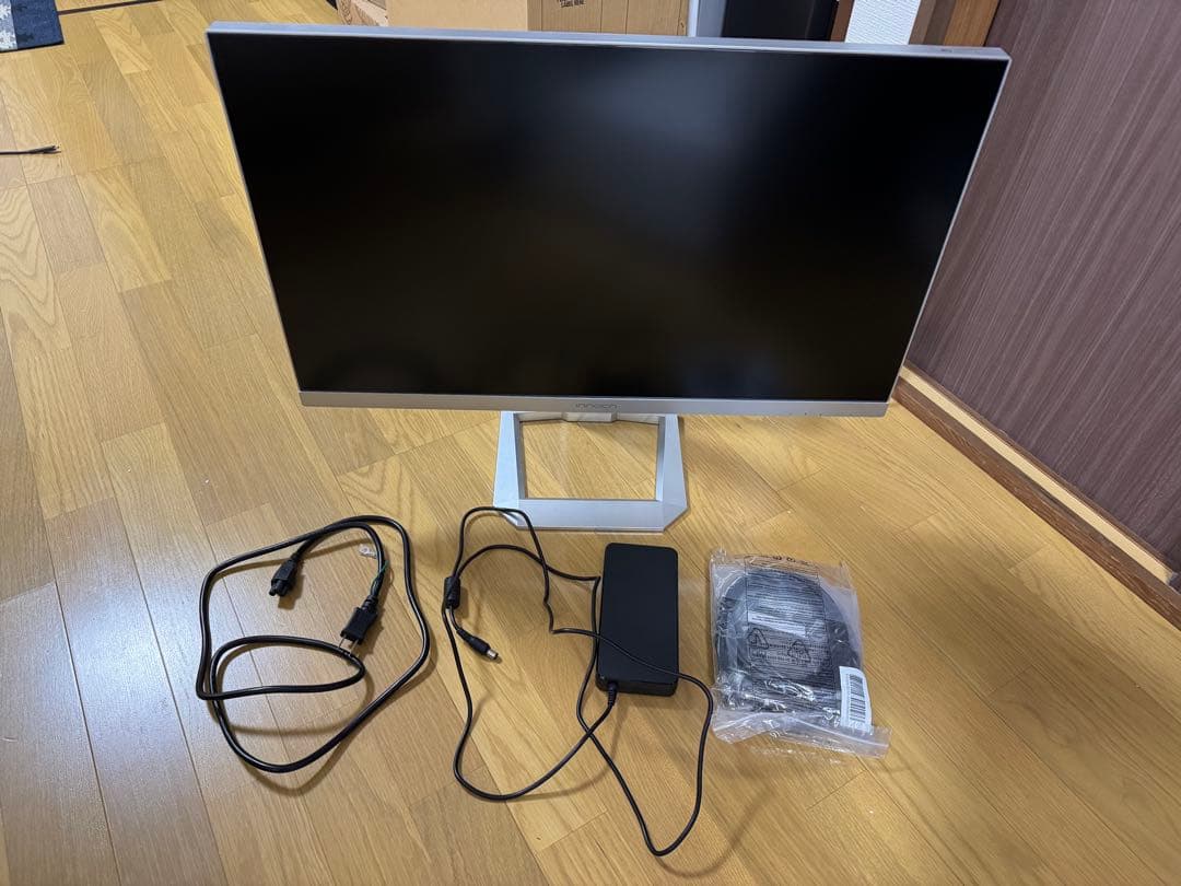 INNOCN　27M2U mini LED ディスプレイ