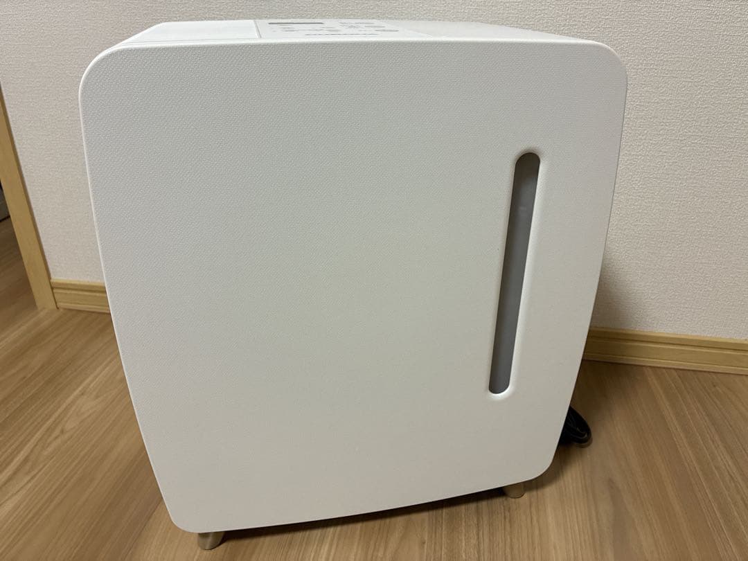 アメトークでも話題に！CORONA 置き型加湿器 ホワイト