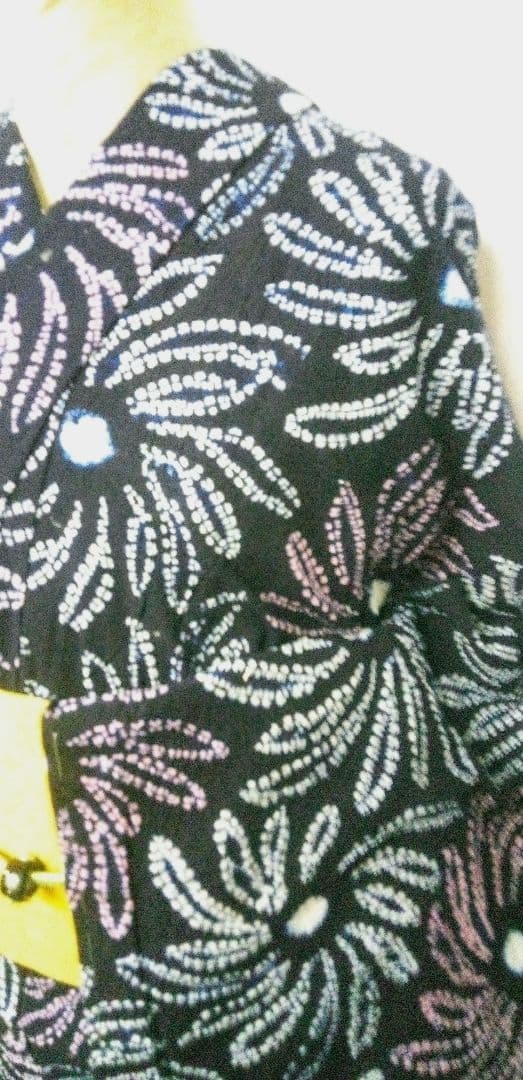 有松高級鳴海絞り、紺色花火柄入り浴衣