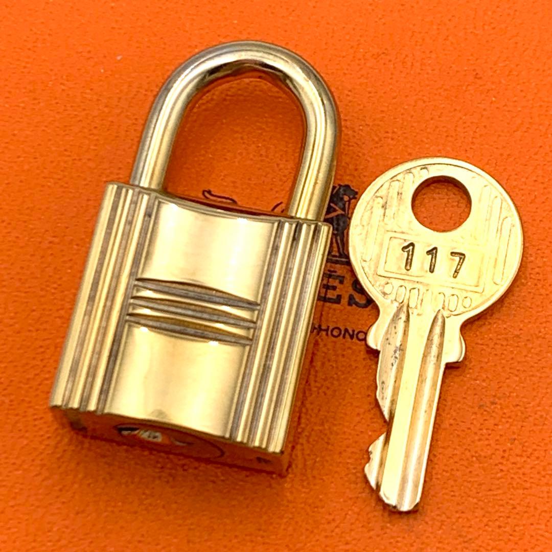 ▽HERMES エルメス カデナ　24Kメッキ　No.117　117番　鍵付き