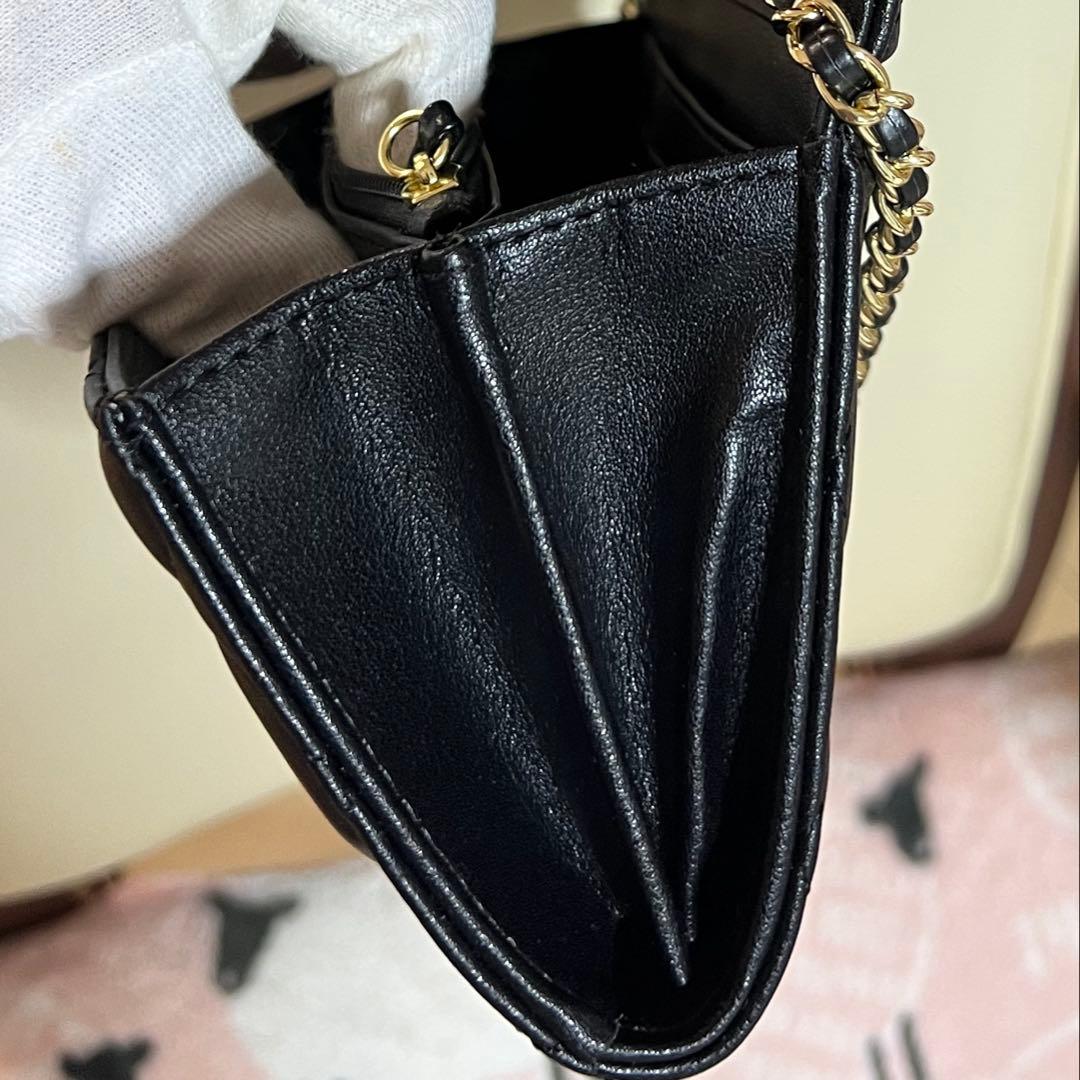 m*。様 チェーンウォレット　長財布　ノベルティ