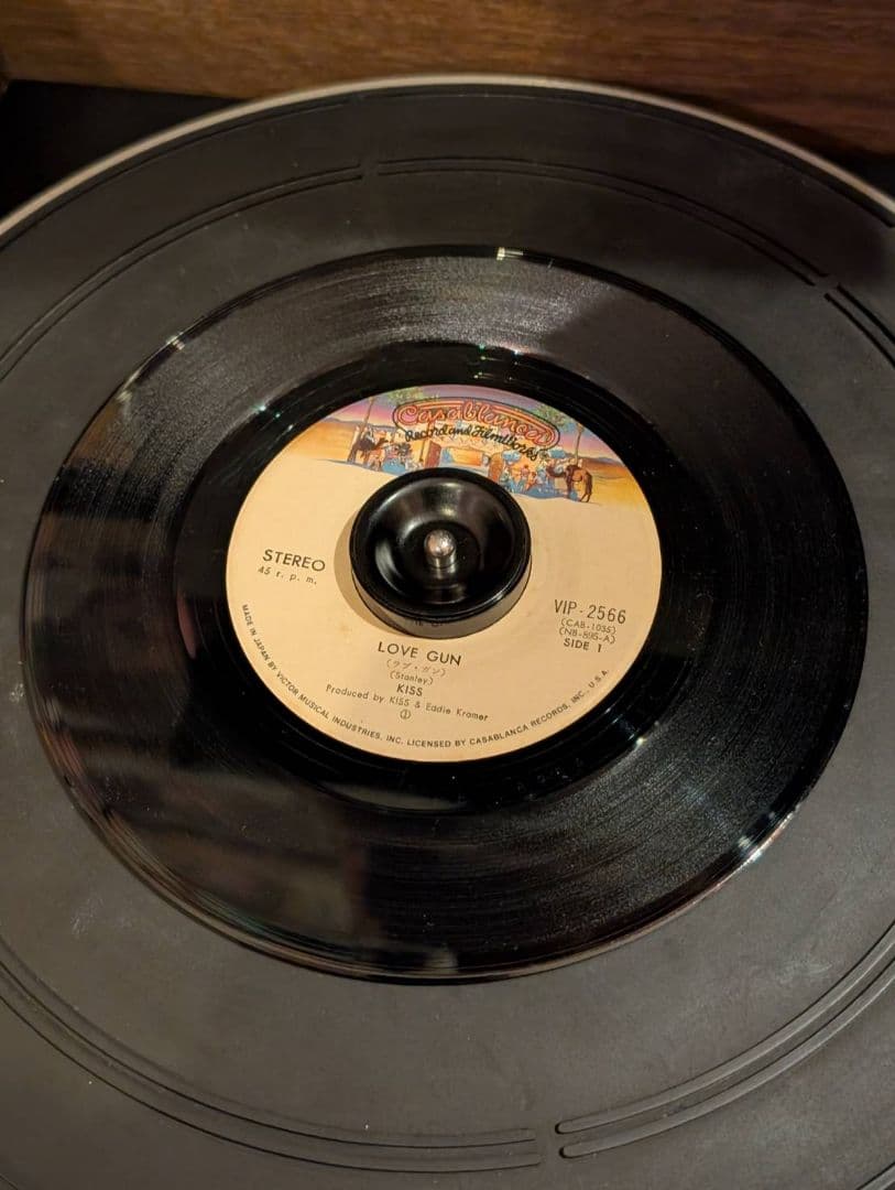 クワイエットライオット(QUIET RIOT) & KISSレコードセットEP盤