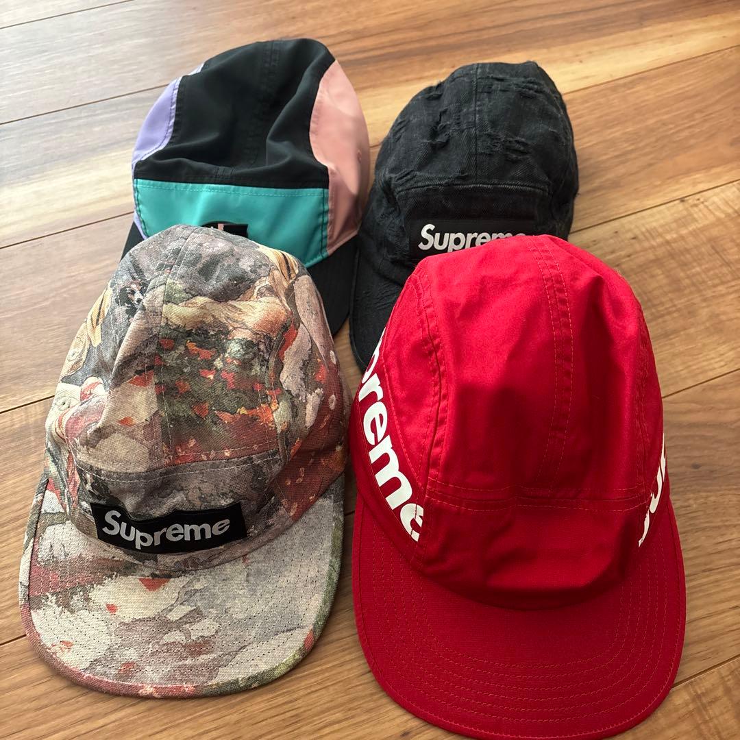キャップ　supreme