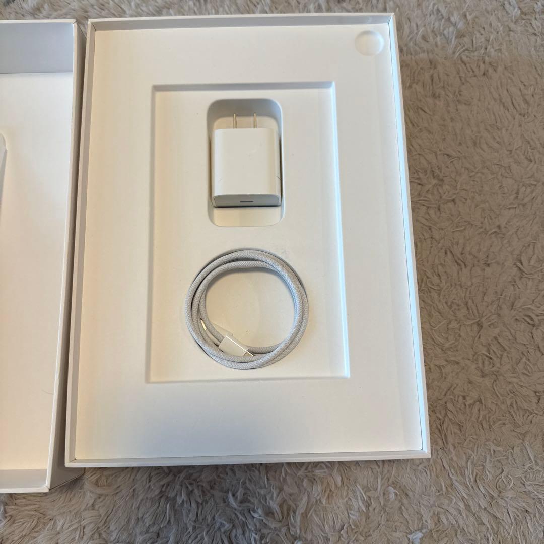 早い者勝ち!!美品 iPadAir 5世代 10.9インチ 人気 スターライト