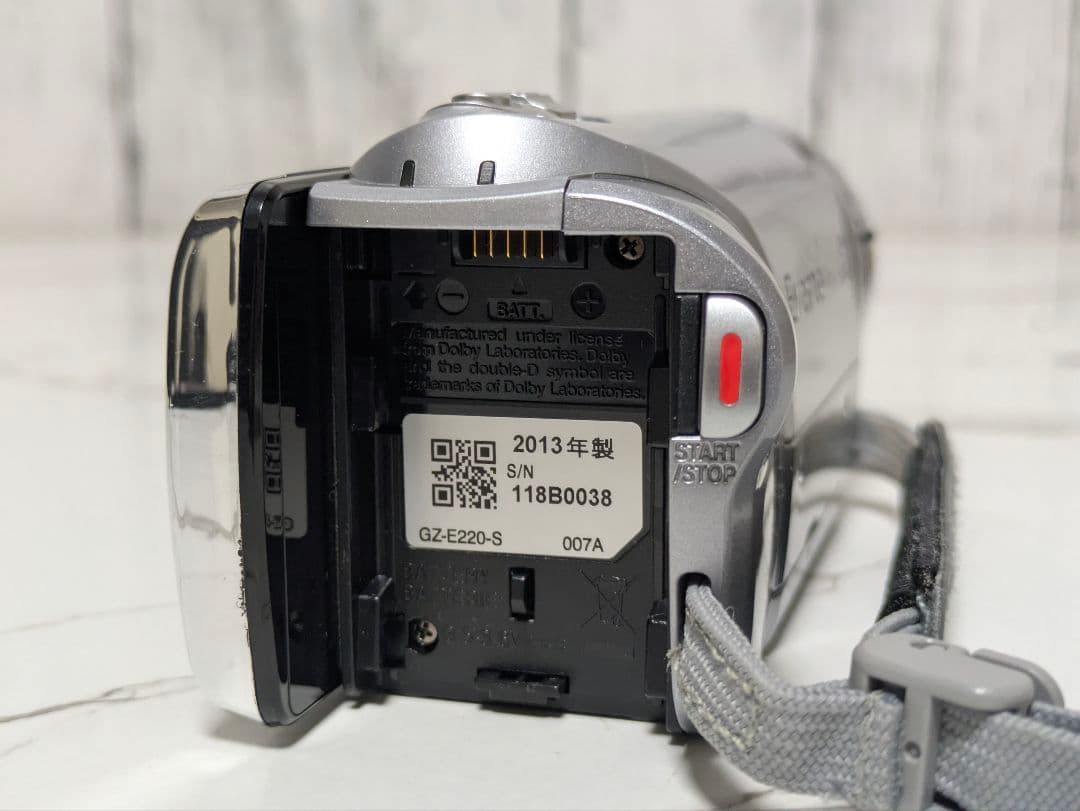 JVC　GZ-E220