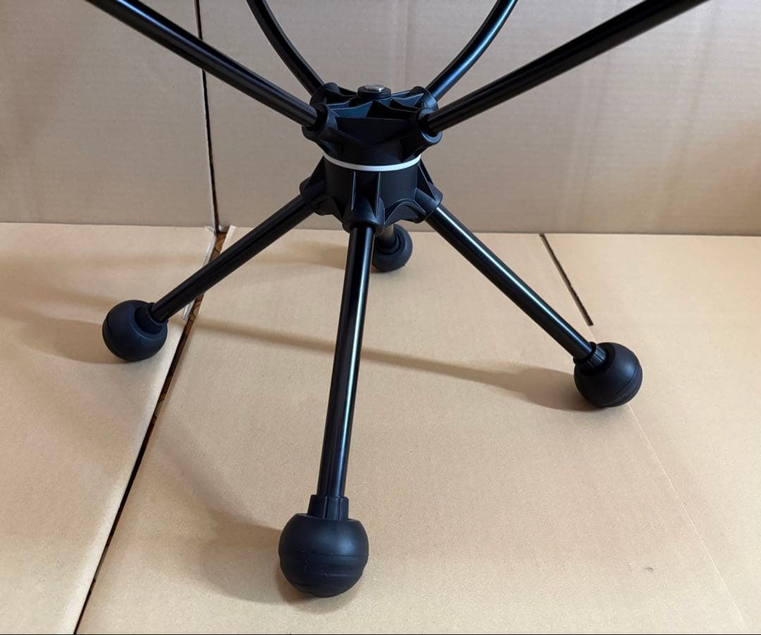 【ほぼ新品】Helinox タクティカル スイベルチェア（ブラック）　＊ゴム脚付