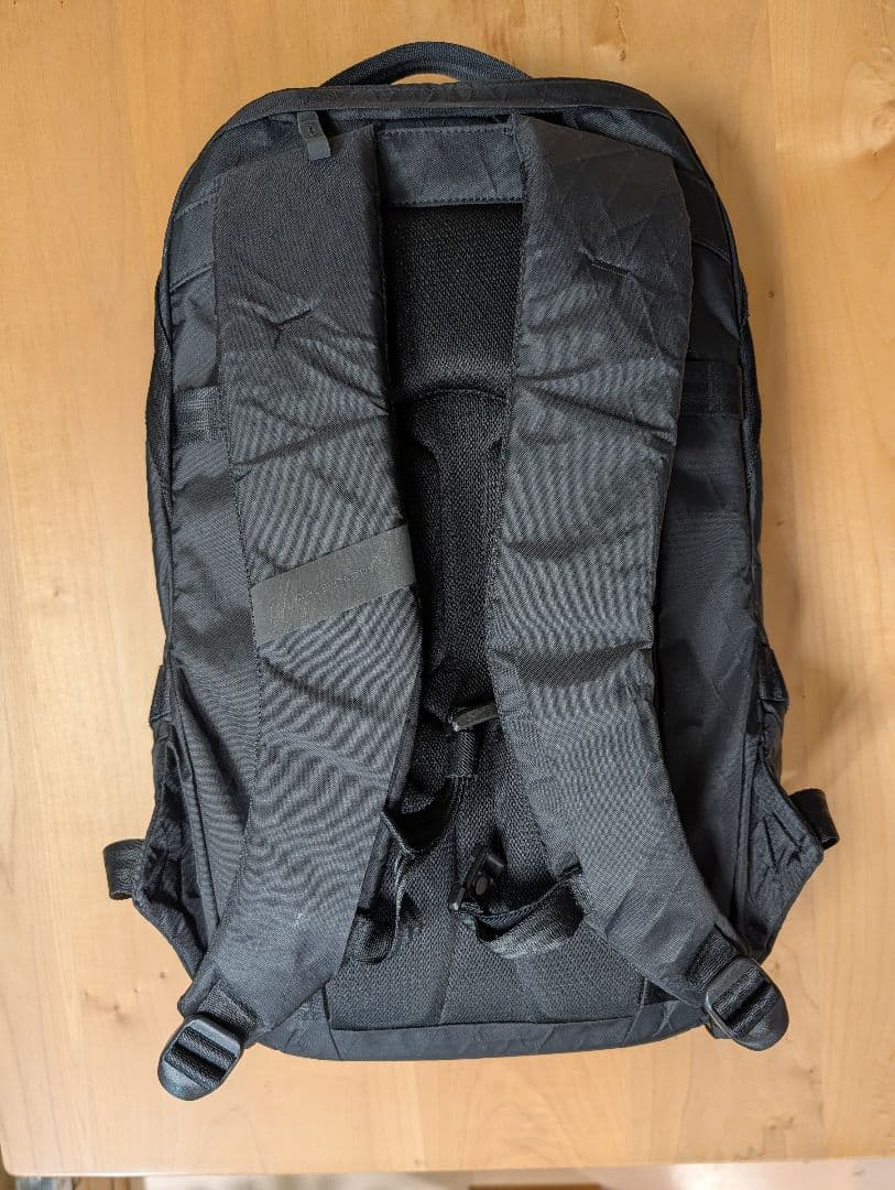 バッグ Able Carry Daily Plus (Black) X-PAC