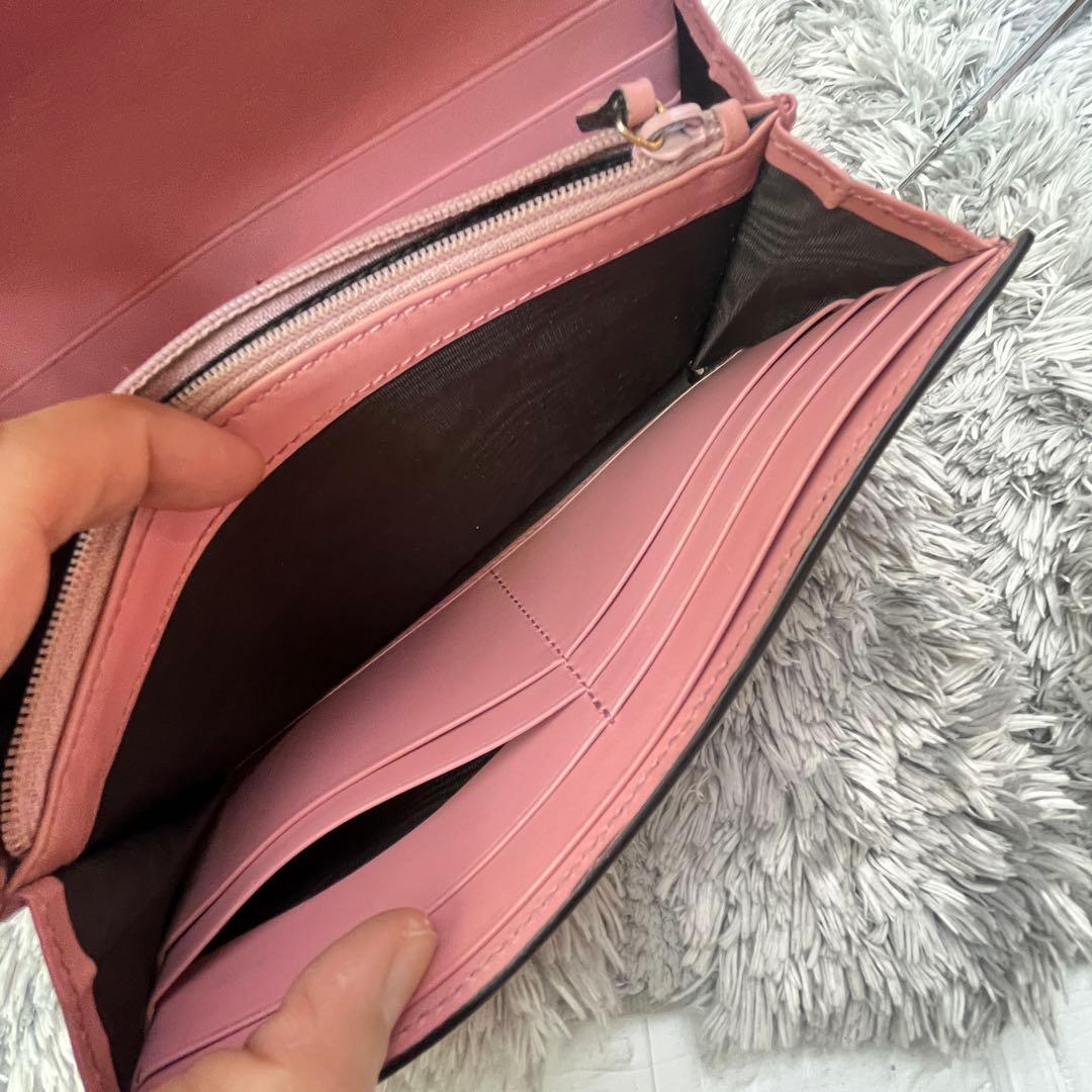 美品✨GUCCI シマ　くすみピンク　長財布　レディース