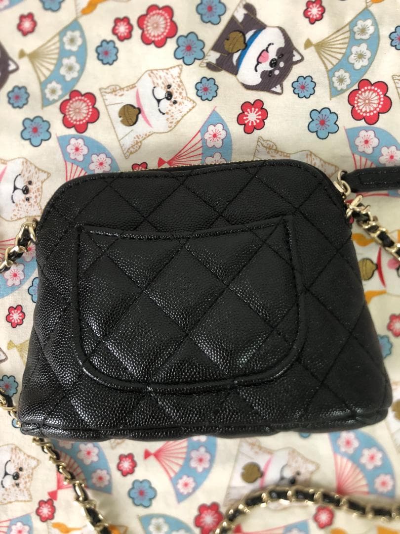 ショルダーバッグ　ノベルティ　ブラック　シェル　バッグ