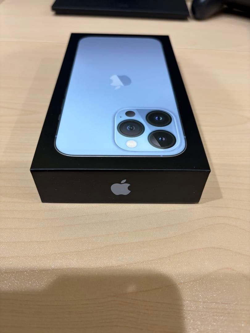 Apple iPhone 13 Pro ブルー本体