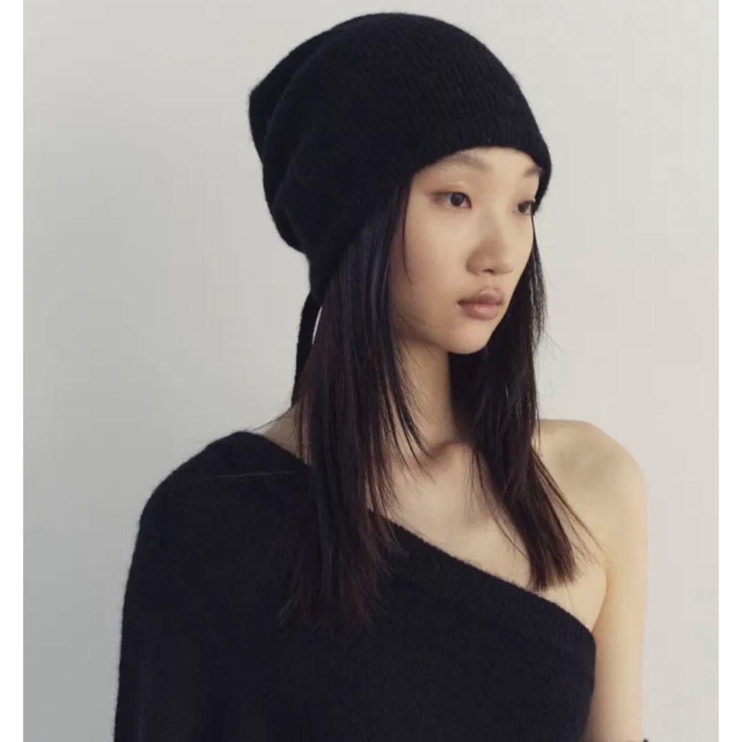 いちご⭐︎Rosarymoon Bucktail Knit Beanie