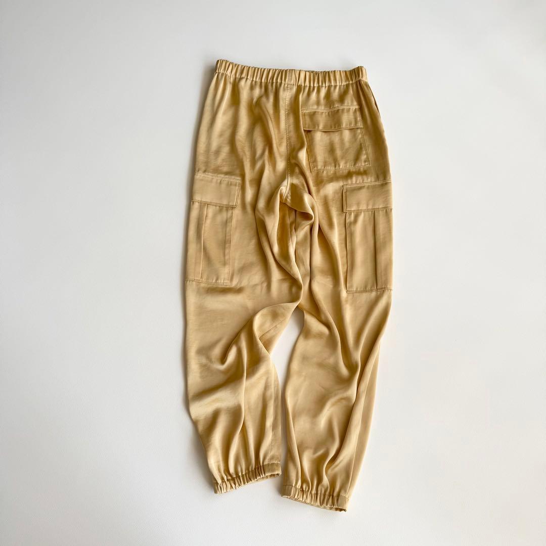 新品タグ付 【Theory セオリー】ジョガーパンツ 光沢 カーゴ 裾ゴム M