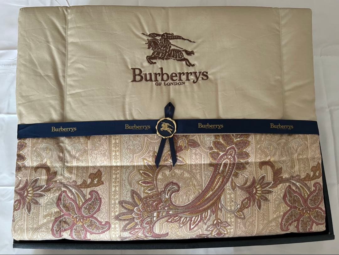 BURBERRY バーバリー　羽毛布団